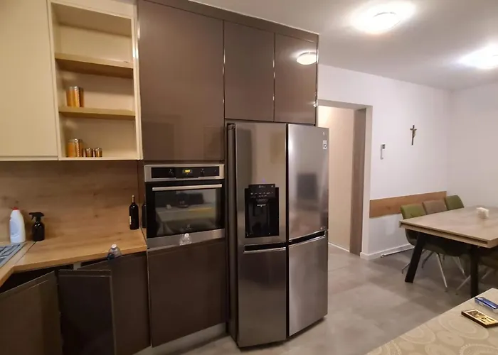 Apartment Petrus Petrcane
